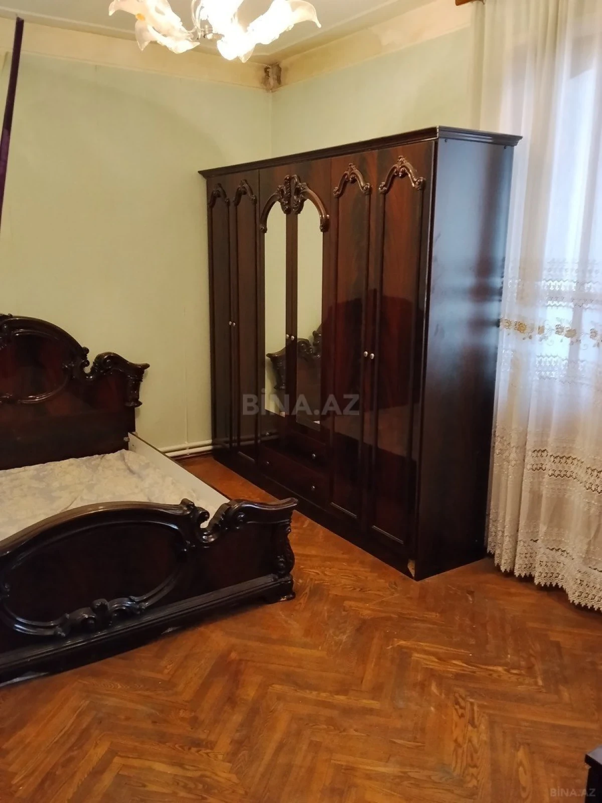 Kirayə verilir 2 otaqlı mənzil 60 m²