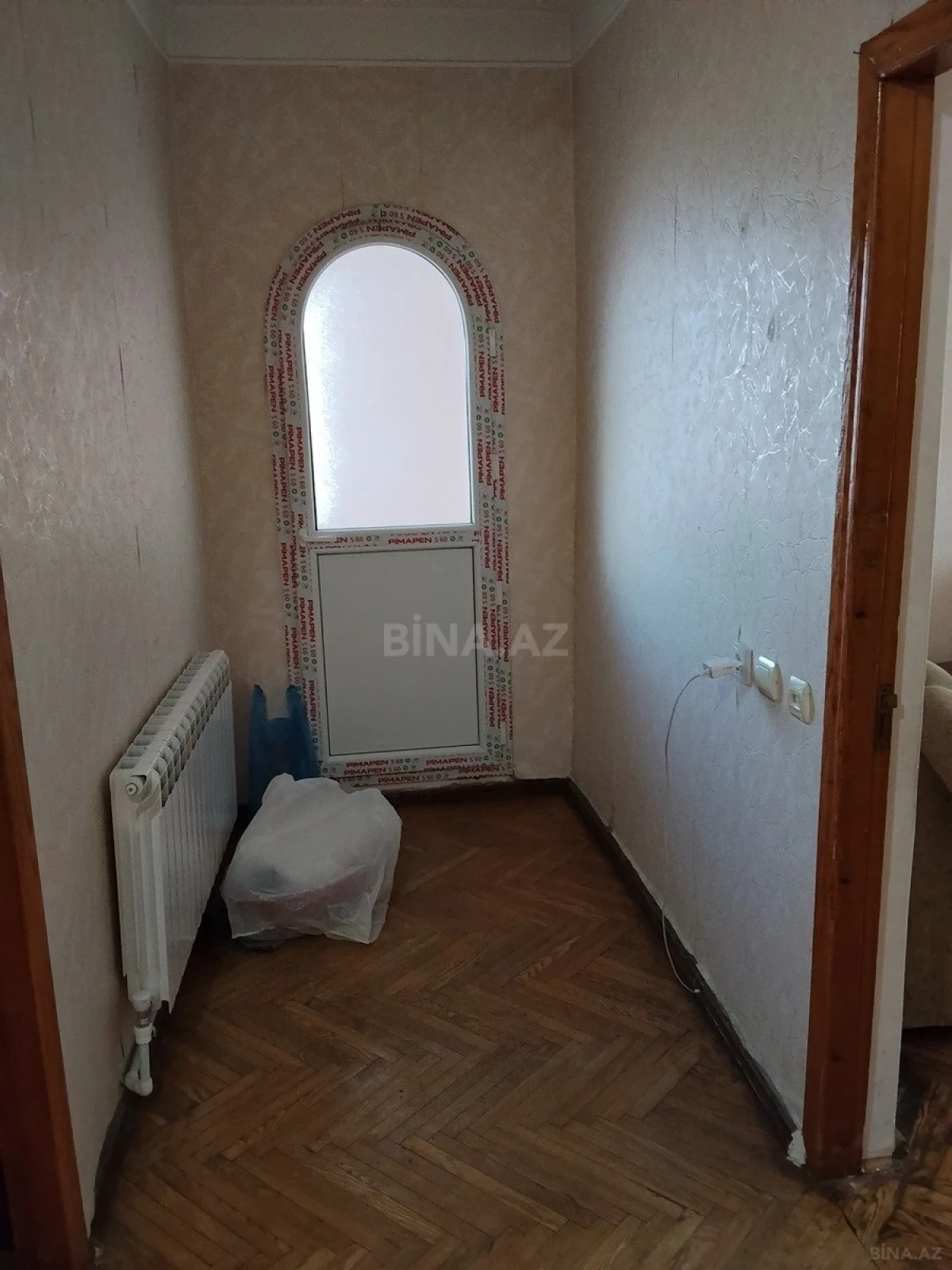 Kirayə verilir 2 otaqlı mənzil 60 m²