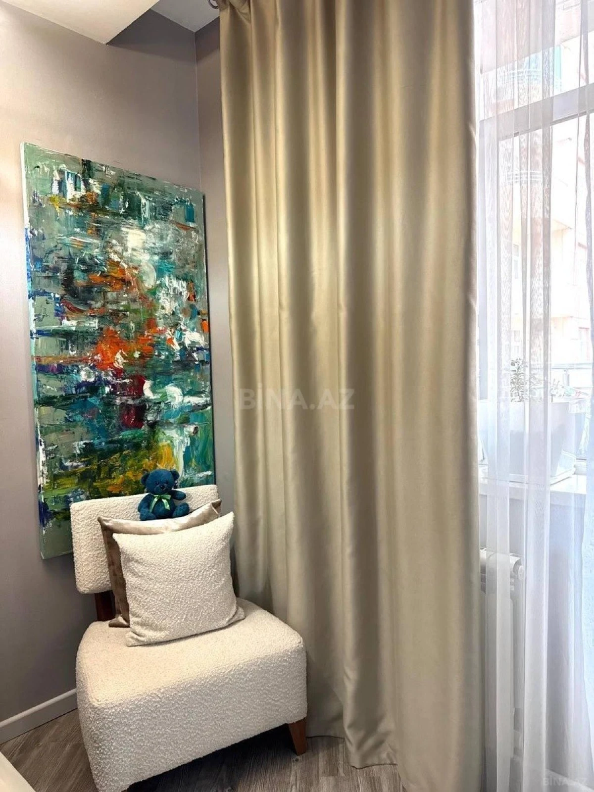 Satılır 2 otaqlı mənzil 85 m²