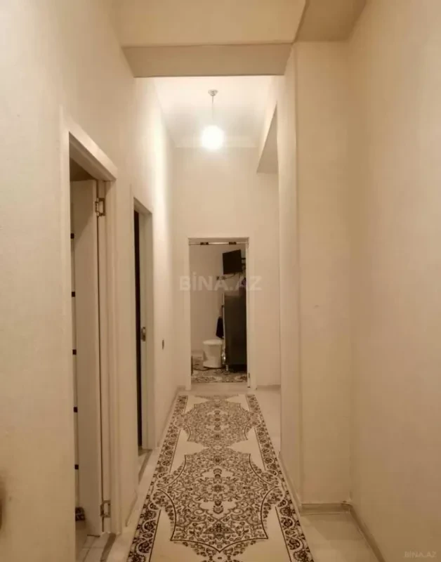 Satılır 3 otaqlı mənzil 105 m²