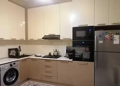 Satılır 3 otaqlı mənzil 105 m²