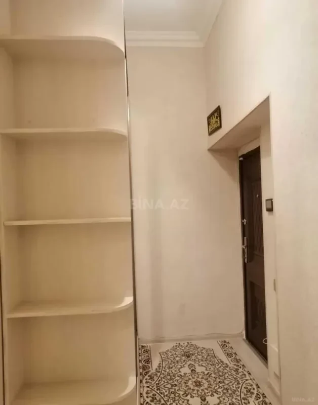 Satılır 3 otaqlı mənzil 105 m²