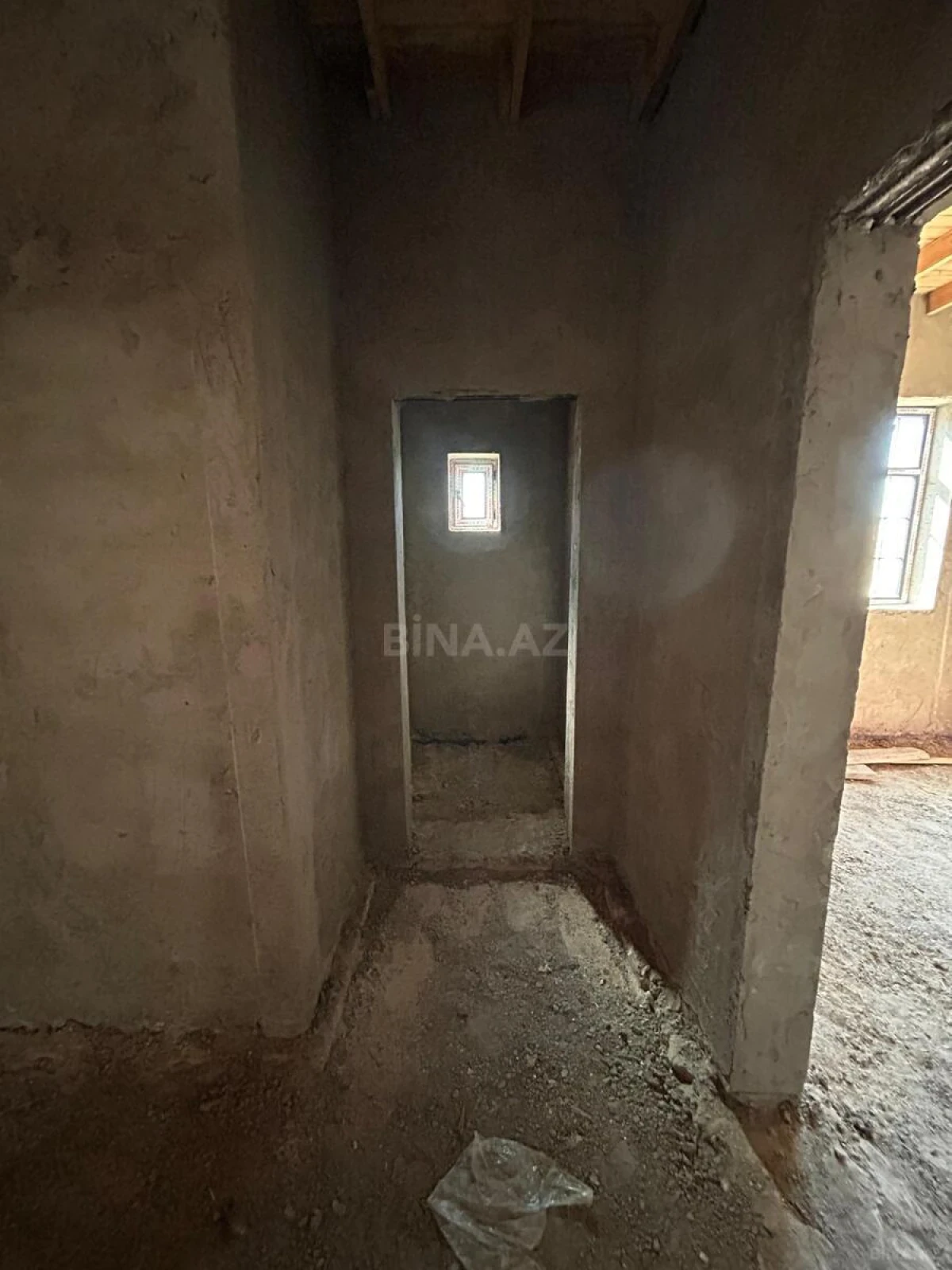 Satılır 4 otaqlı həyət evi 169 m²
