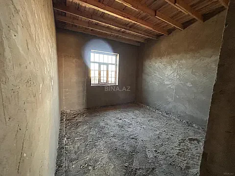 Satılır 4 otaqlı həyət evi 169 m²