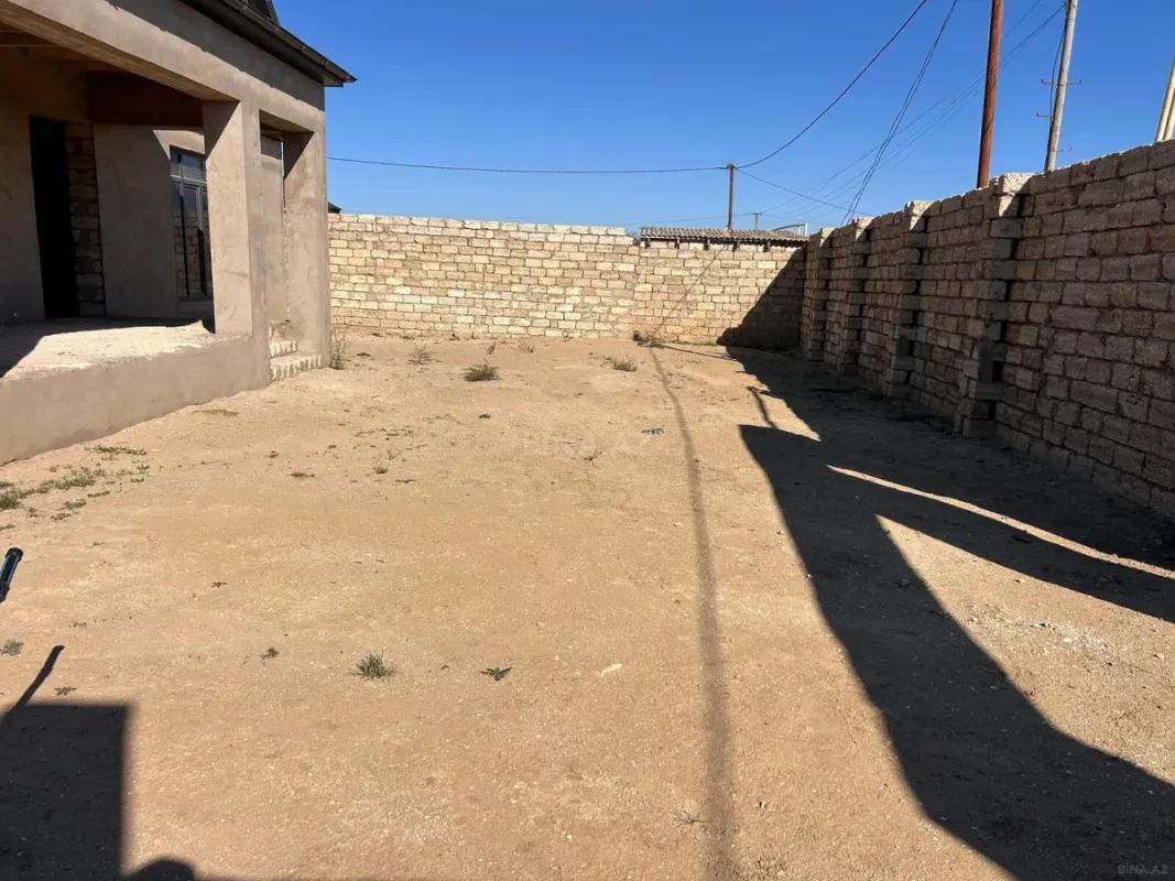 Satılır 4 otaqlı həyət evi 169 m²
