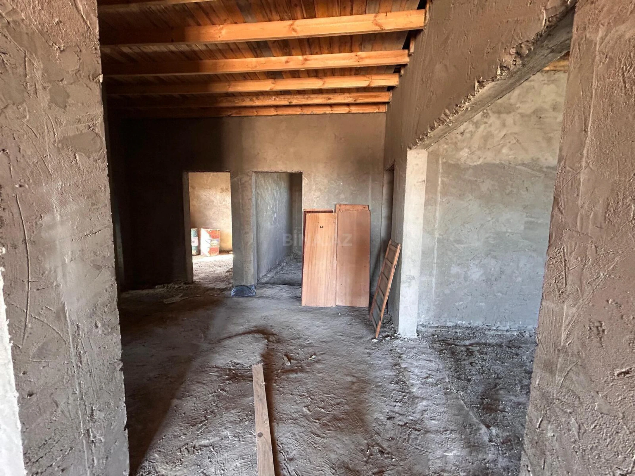 Satılır 4 otaqlı həyət evi 169 m²