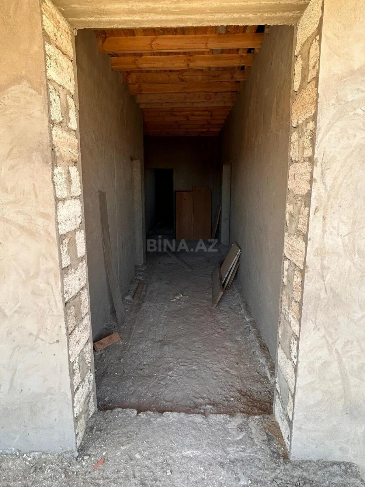 Satılır 4 otaqlı həyət evi 169 m²
