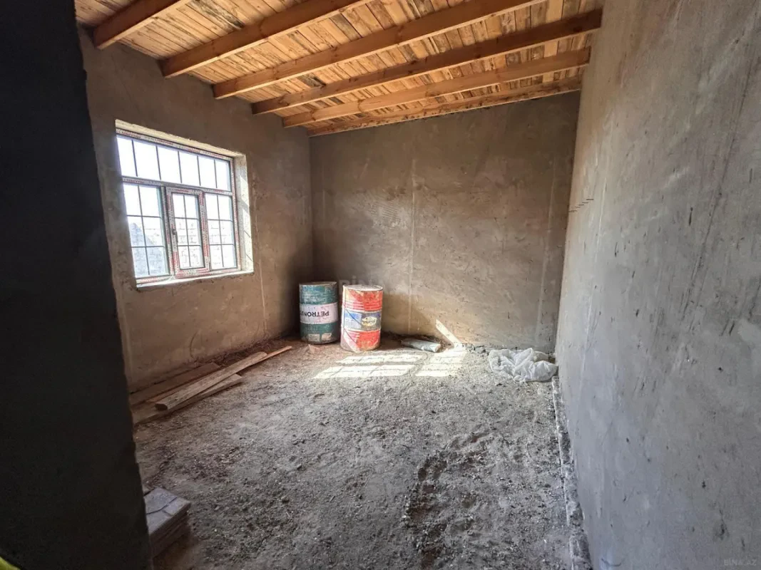 Satılır 4 otaqlı həyət evi 169 m²