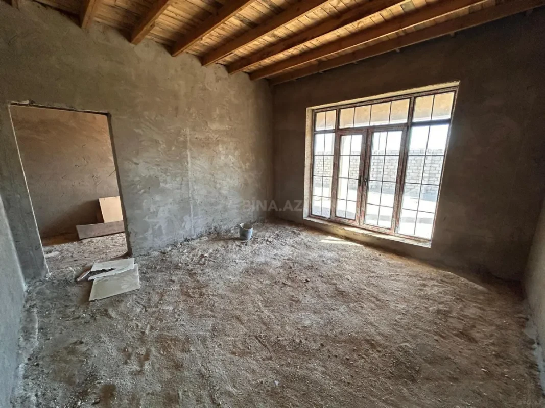 Satılır 4 otaqlı həyət evi 169 m²