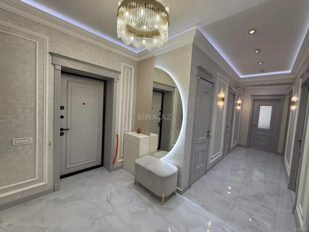 Satılır 3 otaqlı mənzil 125 m²