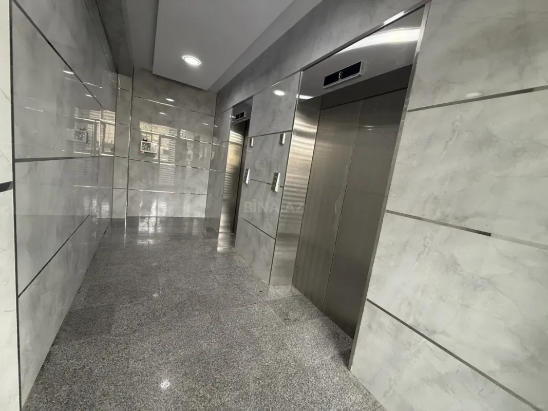 Satılır 3 otaqlı mənzil 125 m²