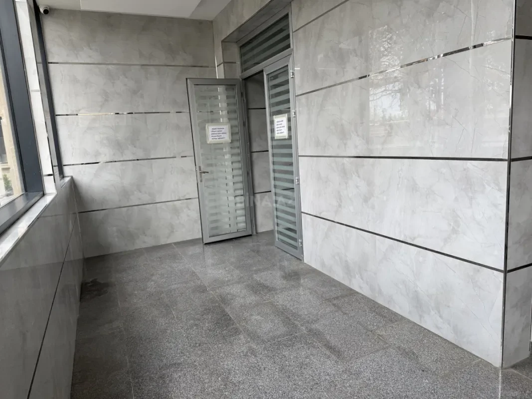 Satılır 3 otaqlı mənzil 125 m²