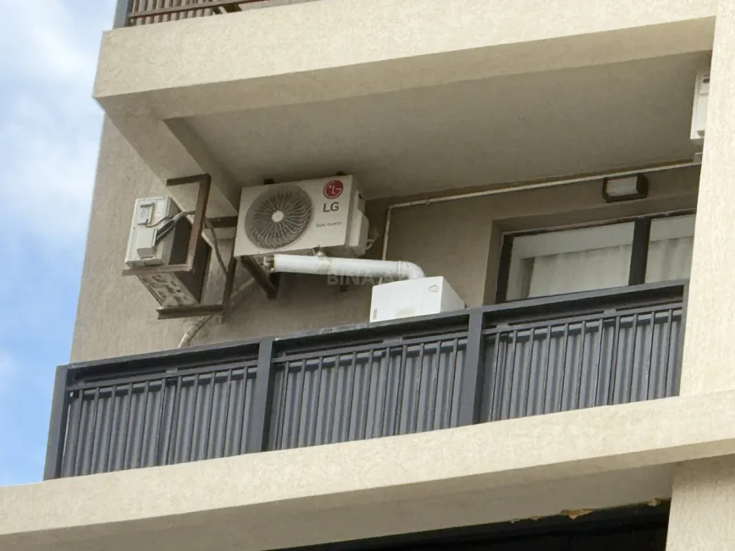Satılır 3 otaqlı mənzil 125 m²