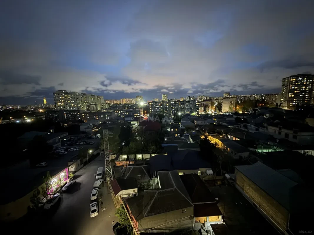 Satılır 3 otaqlı mənzil 125 m²