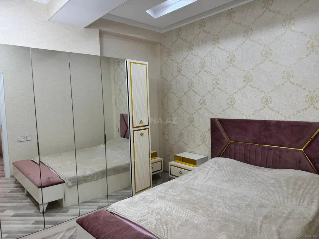 Kirayə verilir 2 otaqlı mənzil 82 m²