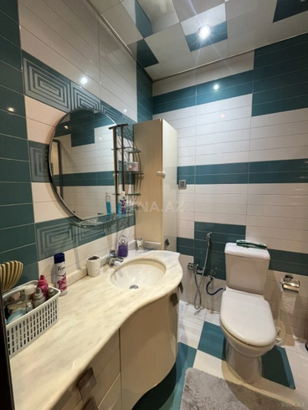 Satılır 3 otaqlı mənzil 125 m²