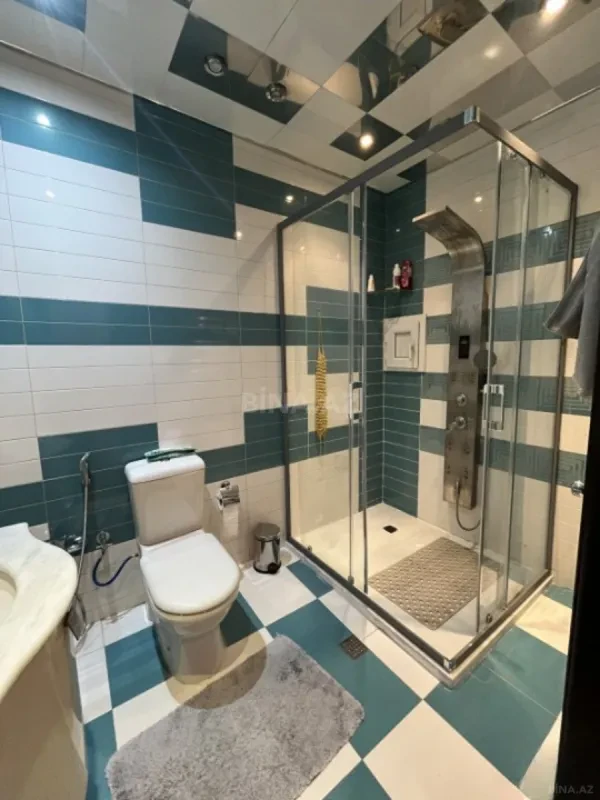Satılır 3 otaqlı mənzil 125 m²