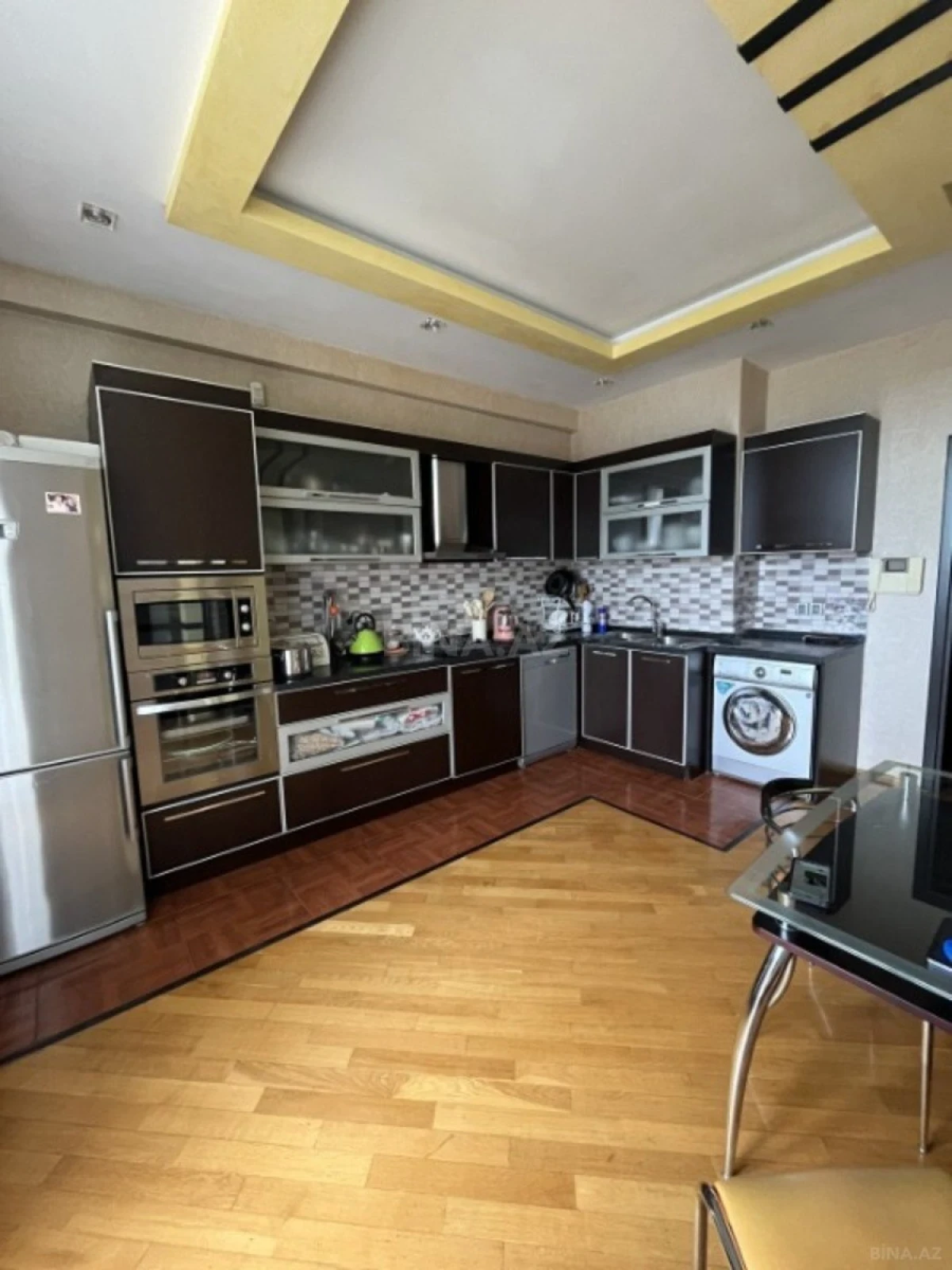 Satılır 3 otaqlı mənzil 125 m²