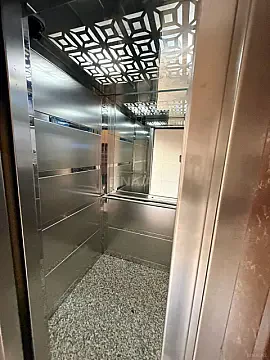Satılır 2 otaqlı mənzil 45 m²