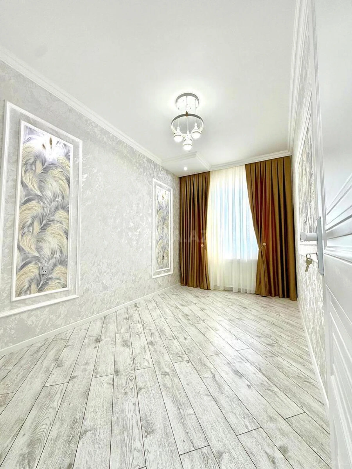 Satılır 3 otaqlı mənzil 75 m²