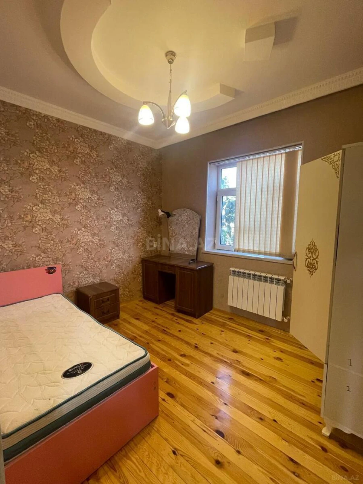 Satılır 5 otaqlı həyət evi 160 m²