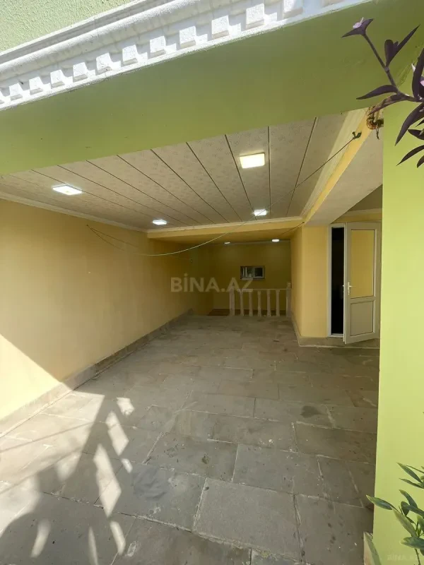 Satılır 5 otaqlı həyət evi 160 m²