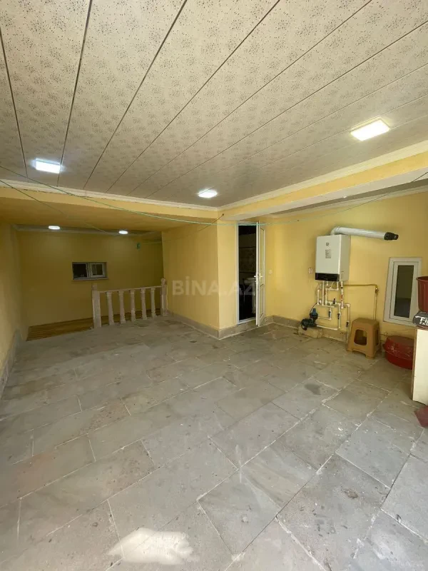 Satılır 5 otaqlı həyət evi 160 m²