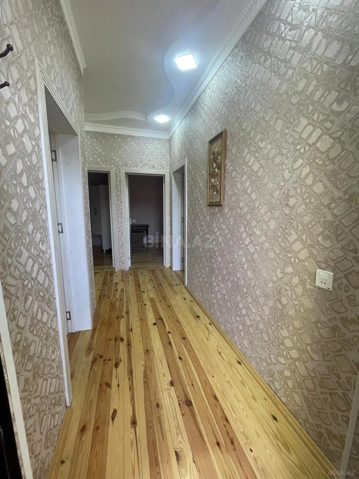 Satılır 5 otaqlı həyət evi 160 m²