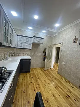 Satılır 5 otaqlı həyət evi 160 m²