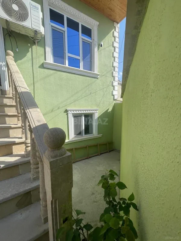 Satılır 5 otaqlı həyət evi 160 m²