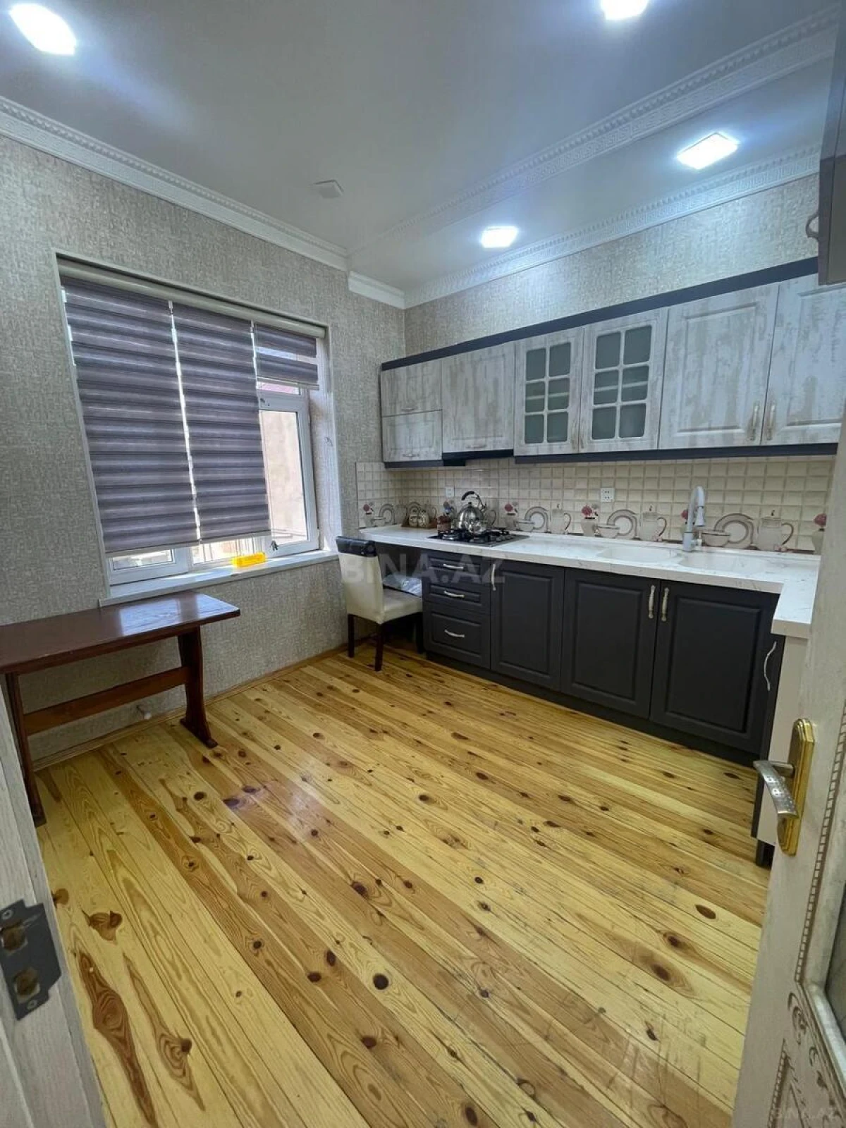 Satılır 5 otaqlı həyət evi 160 m²