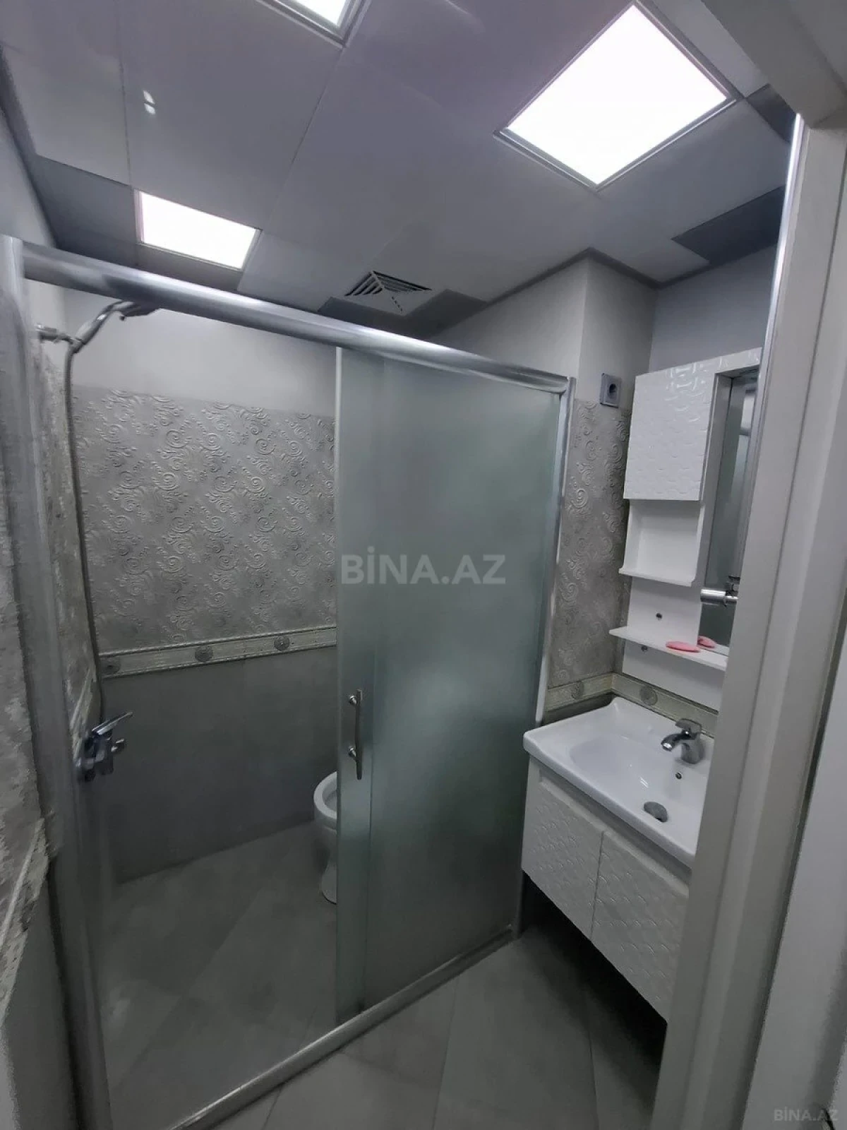 Satılır 3 otaqlı mənzil 62 m²