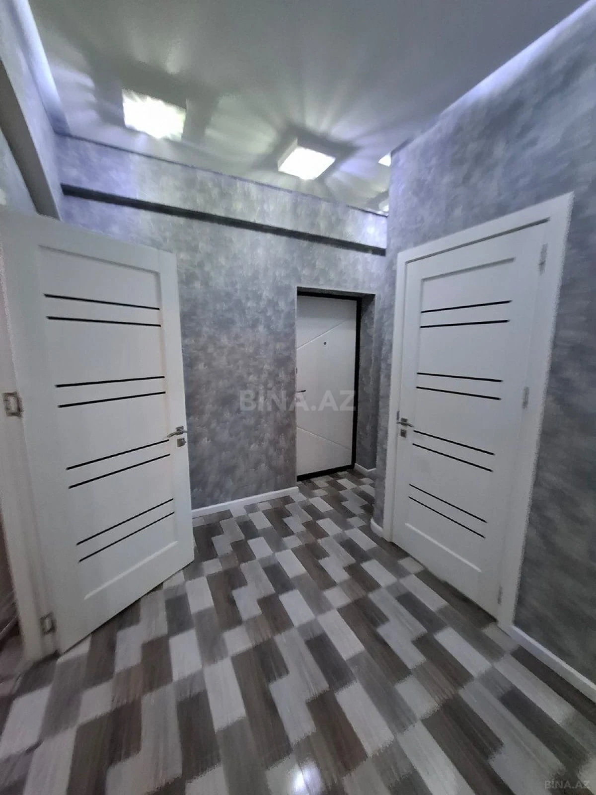 Satılır 3 otaqlı mənzil 62 m²