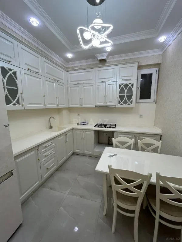 Kirayə verilir 3 otaqlı mənzil 99 m²