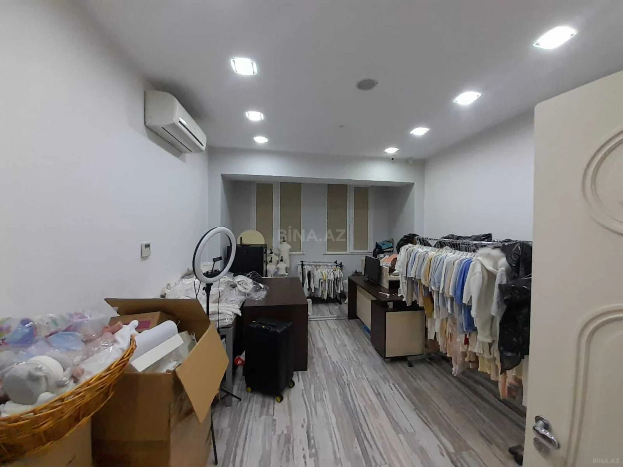 Kirayə verilir 4 otaqlı ofis 108 m²