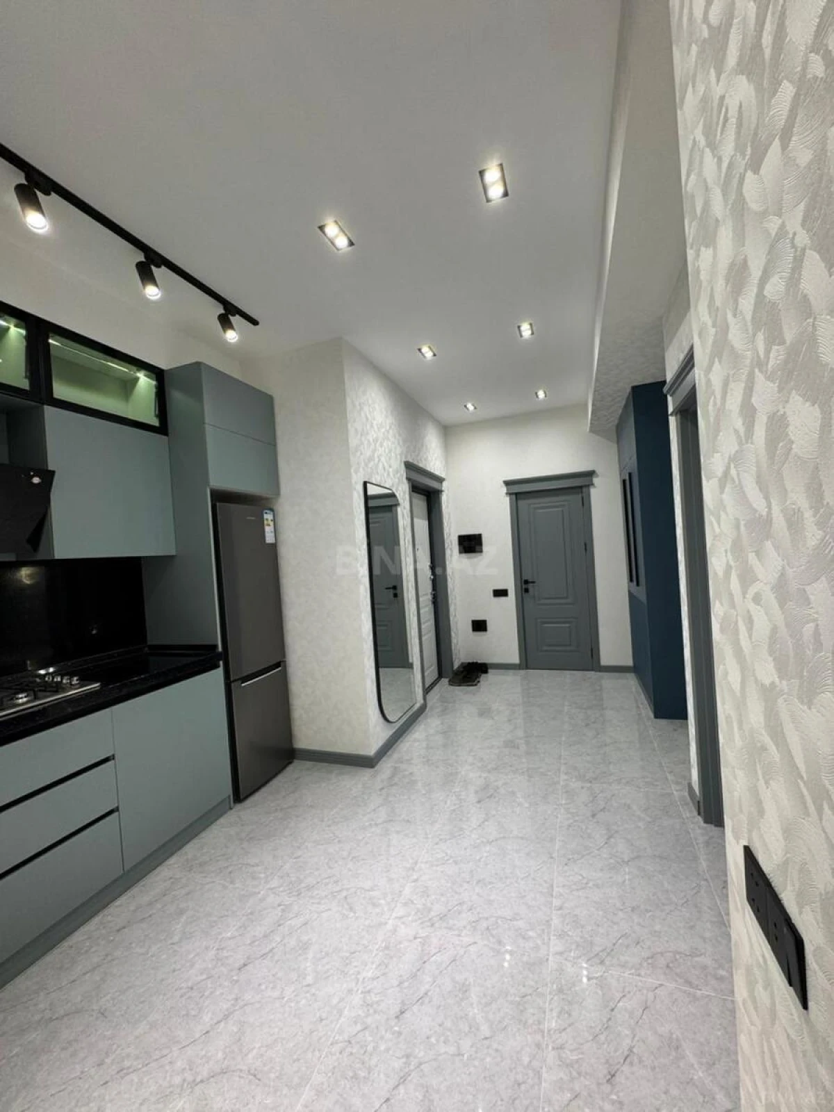 Satılır 2 otaqlı mənzil 65 m²