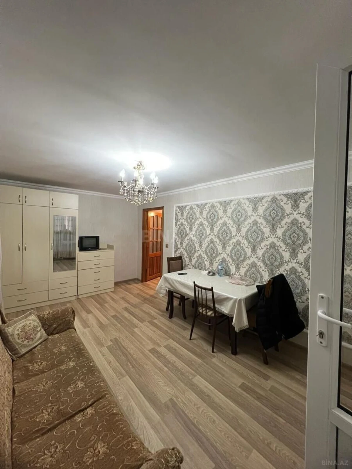 Kirayə verilir 2 otaqlı mənzil 55 m²