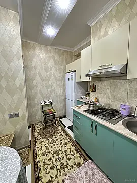 Satılır 2 otaqlı mənzil 58 m²