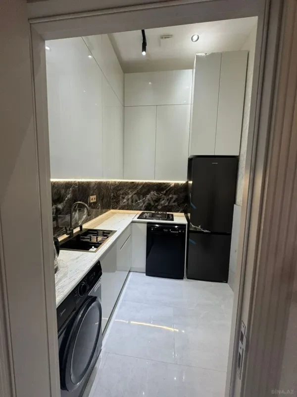 Kirayə verilir 2 otaqlı mənzil 78 m²