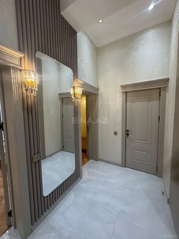 Kirayə verilir 2 otaqlı mənzil 78 m²
