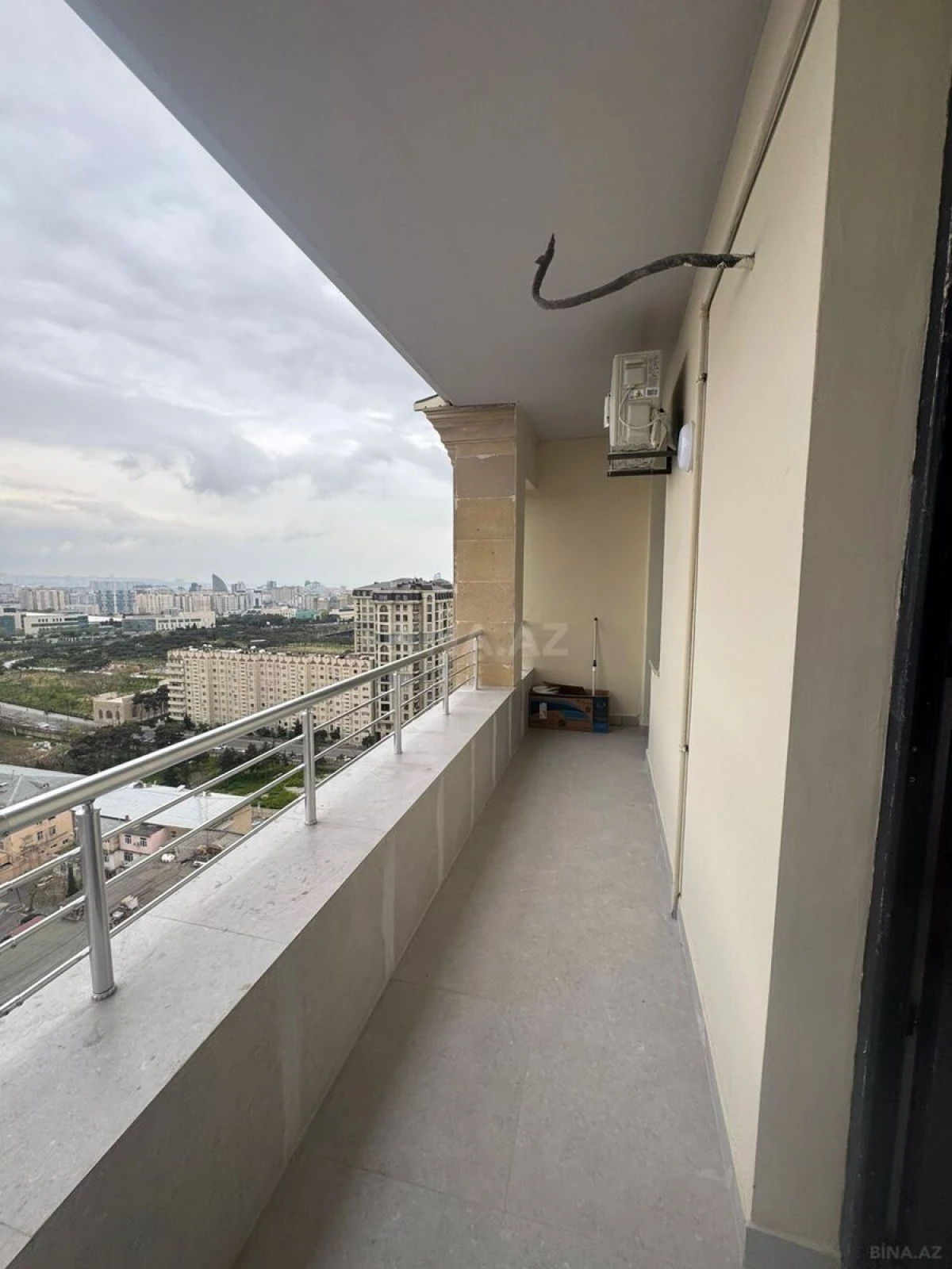 Kirayə verilir 2 otaqlı mənzil 78 m²