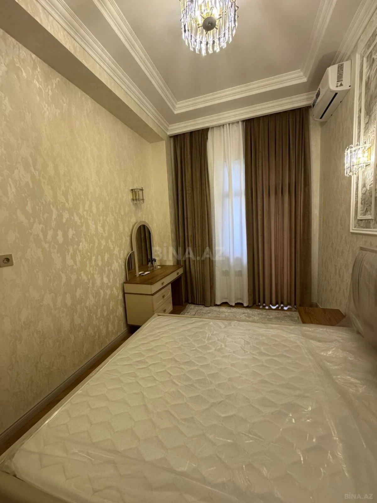 Kirayə verilir 2 otaqlı mənzil 78 m²