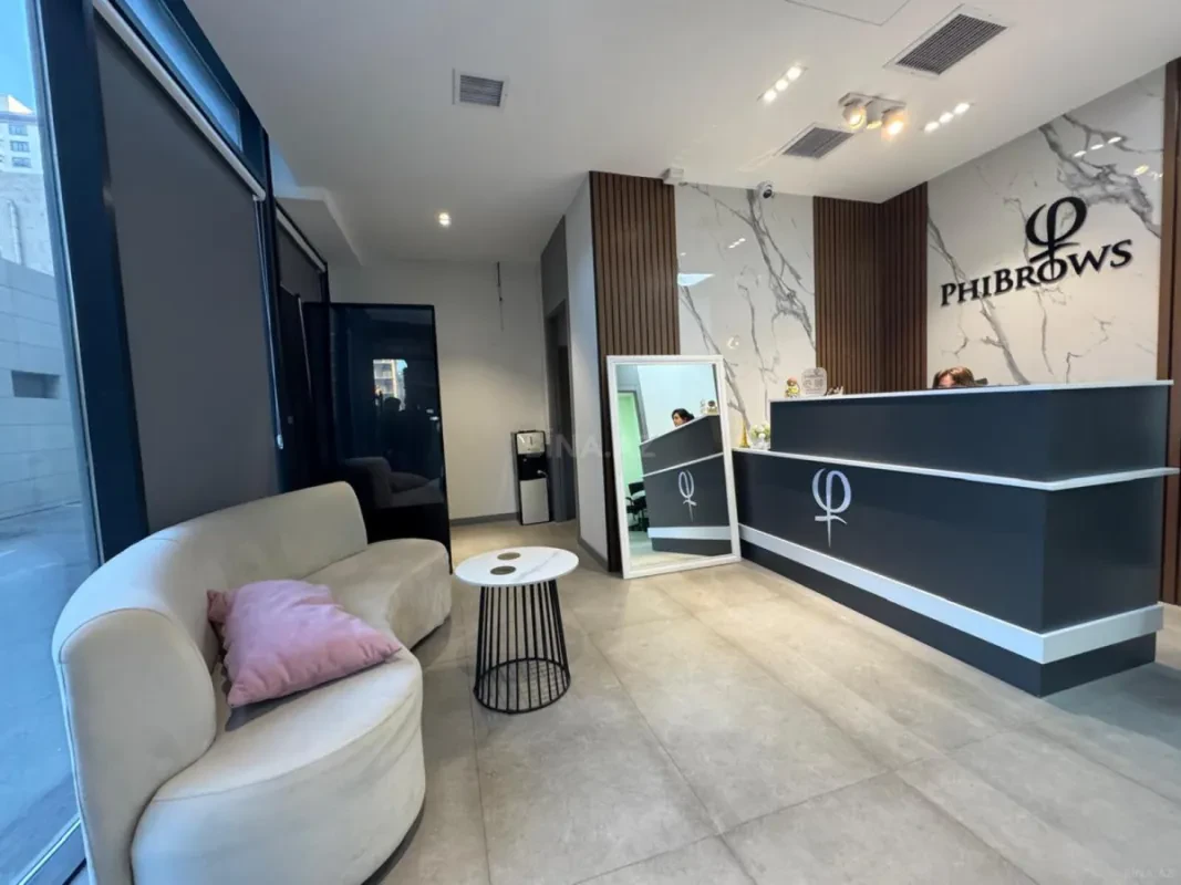 Kirayə verilir 5 otaqlı mənzil 120 m²