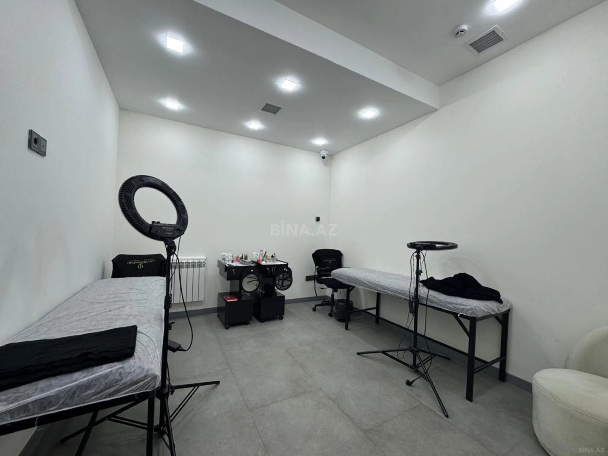 Kirayə verilir 5 otaqlı mənzil 120 m²