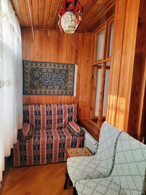 Kirayə verilir 2 otaqlı mənzil 45 m²
