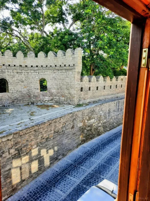 Kirayə verilir 2 otaqlı mənzil 45 m²
