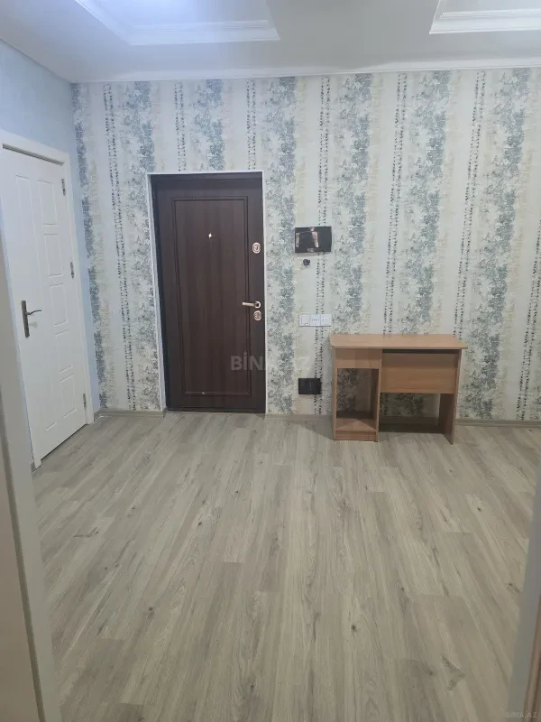Kirayə verilir 2 otaqlı mənzil 77 m²