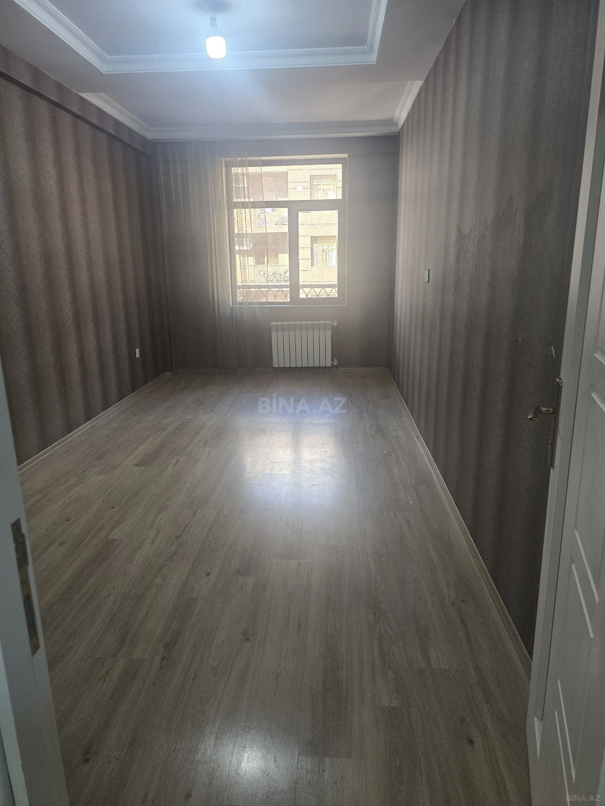 Kirayə verilir 2 otaqlı mənzil 77 m²