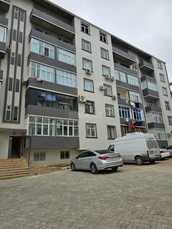Satılır 2 otaqlı mənzil 71 m²