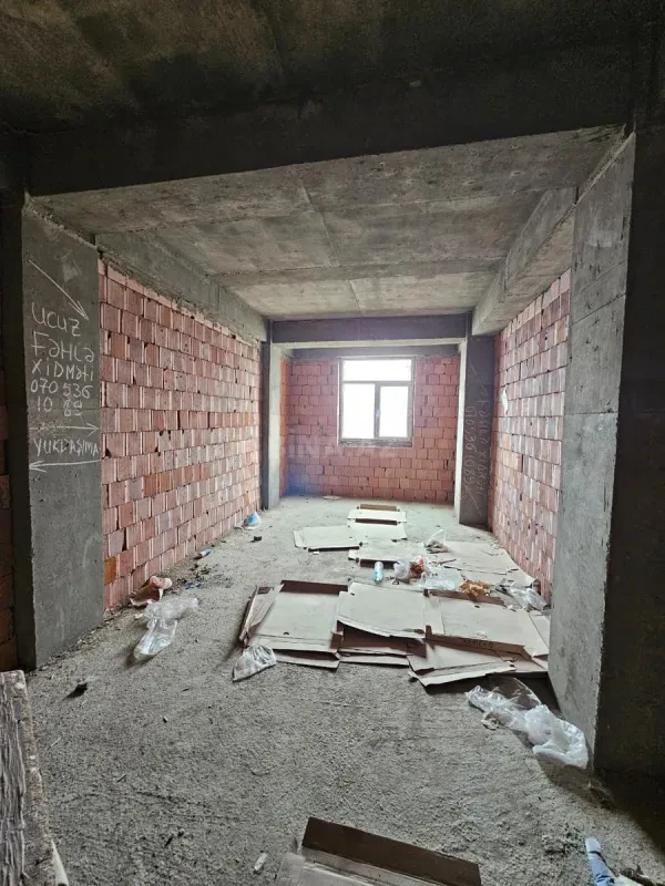Satılır 2 otaqlı mənzil 71 m²
